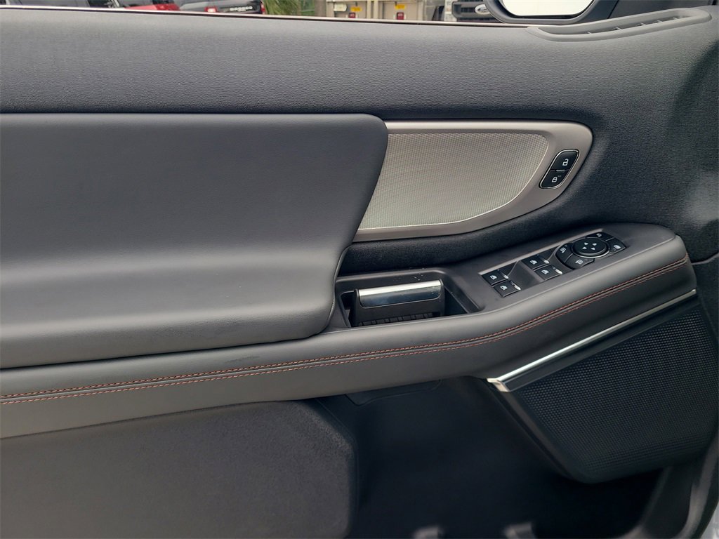 2025 Ford Expedition MAX photo 17