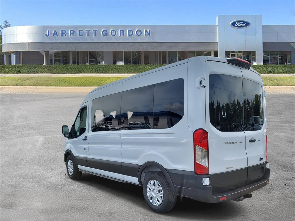 2025 Ford Transit Passenger XLT photo 3
