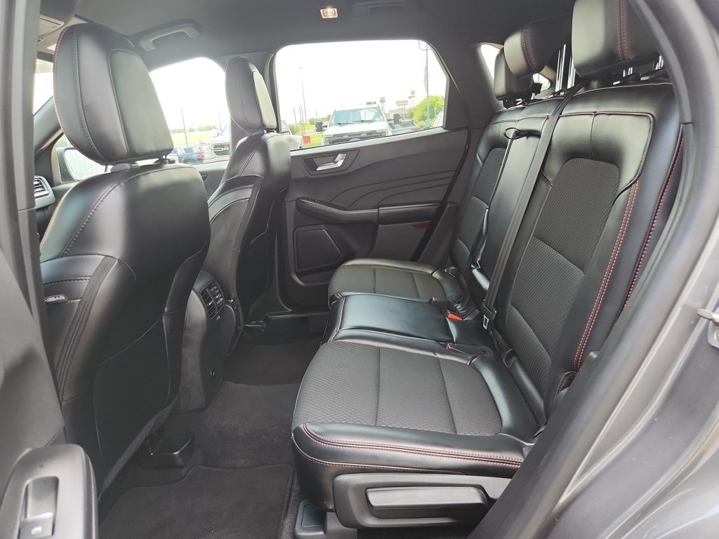 2024 Ford Escape ST-Line - Photo 13