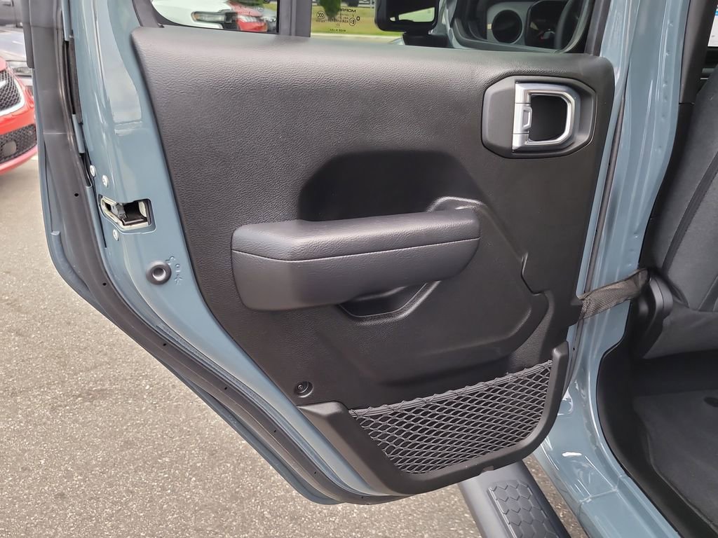 2024 Jeep Wrangler Sport S photo 7