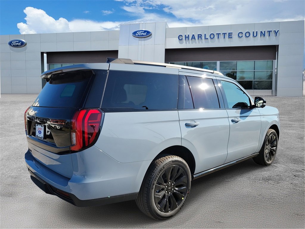 2025 Ford Expedition Platinum photo 4