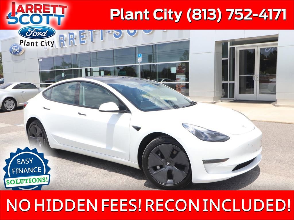 2022 Tesla Model 3 Long Range Dual Motor All-Wheel Drive's photo