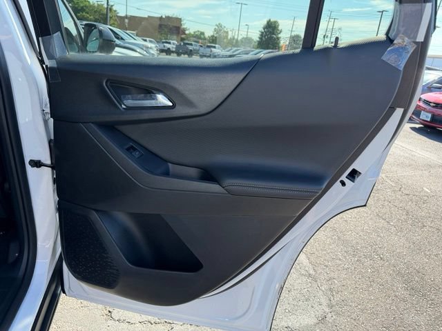 2027 Chevrolet Equinox LT - Photo 12