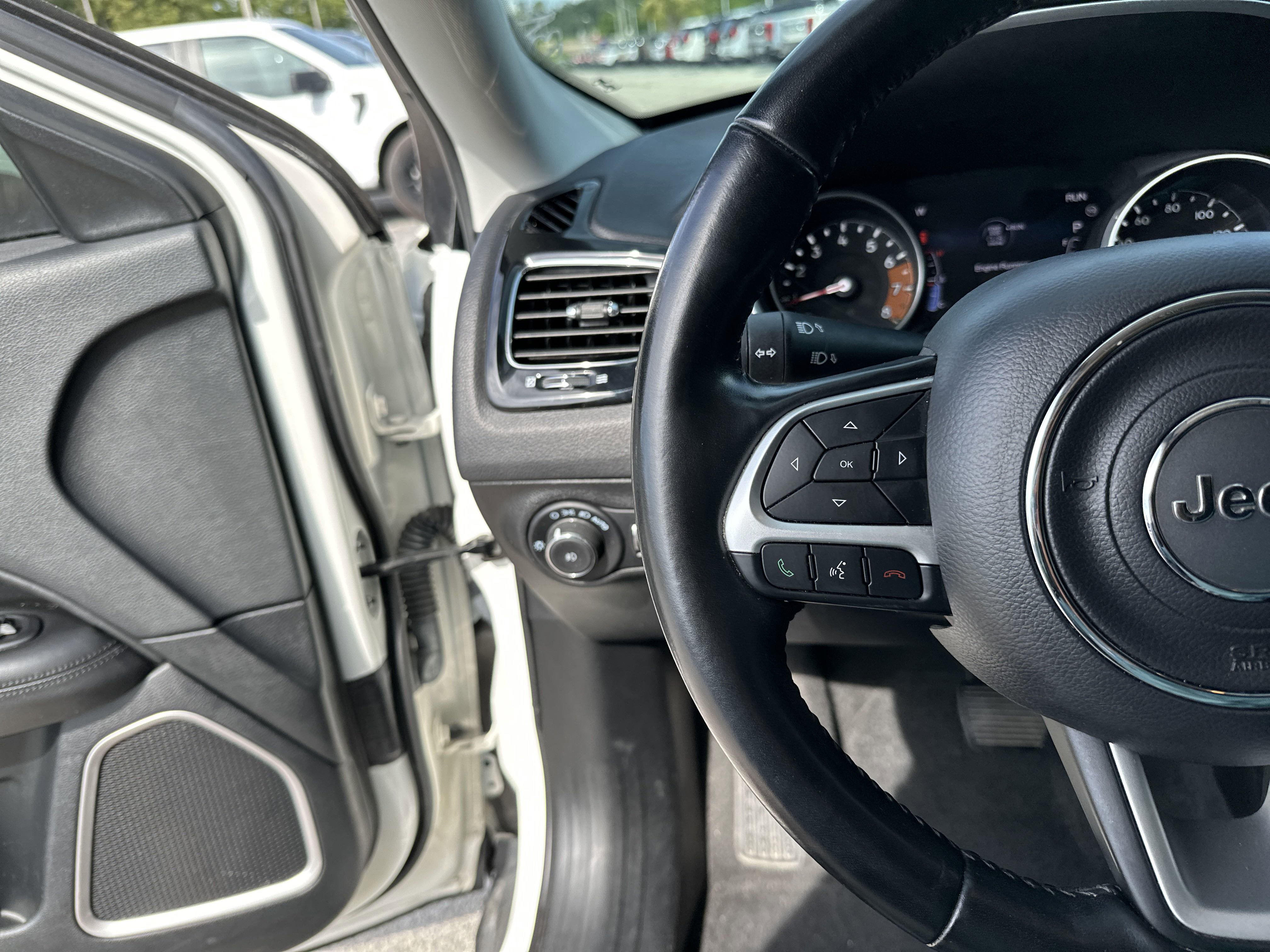 2021 Jeep Compass Altitude photo 8