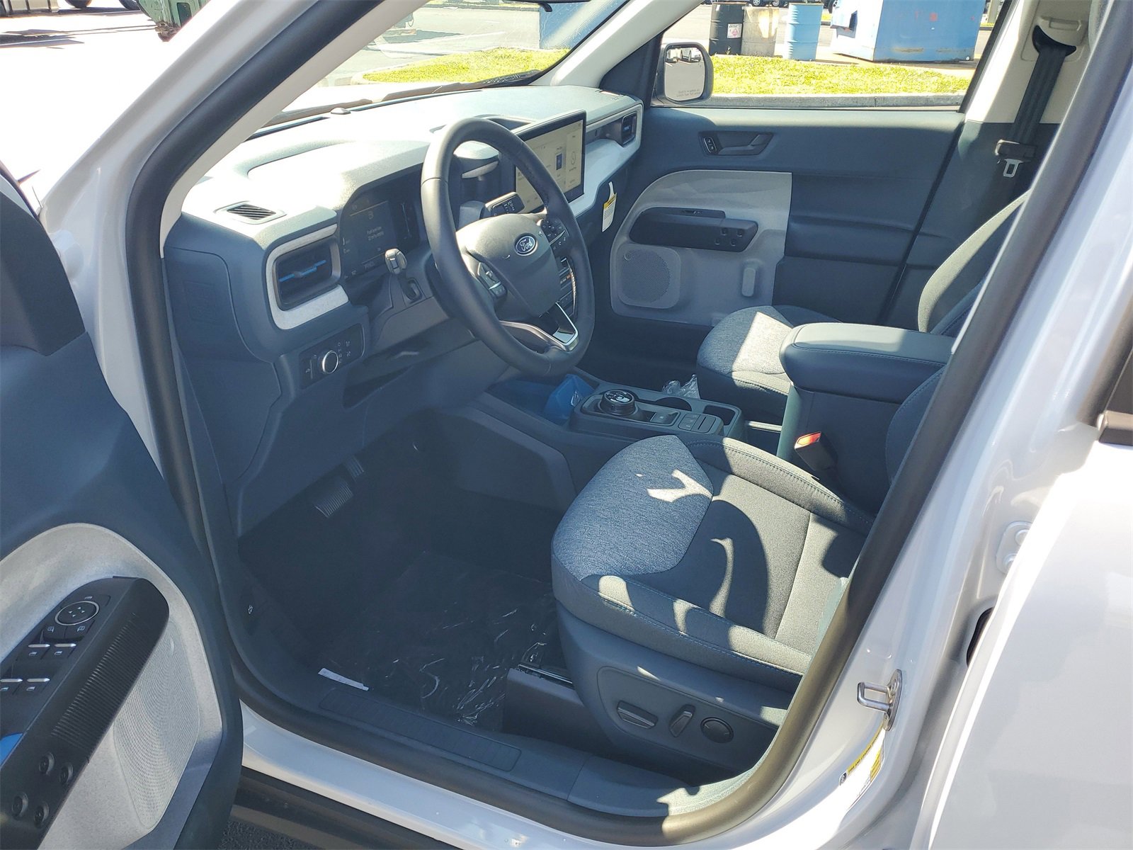 2025 Ford Maverick XLT photo 14