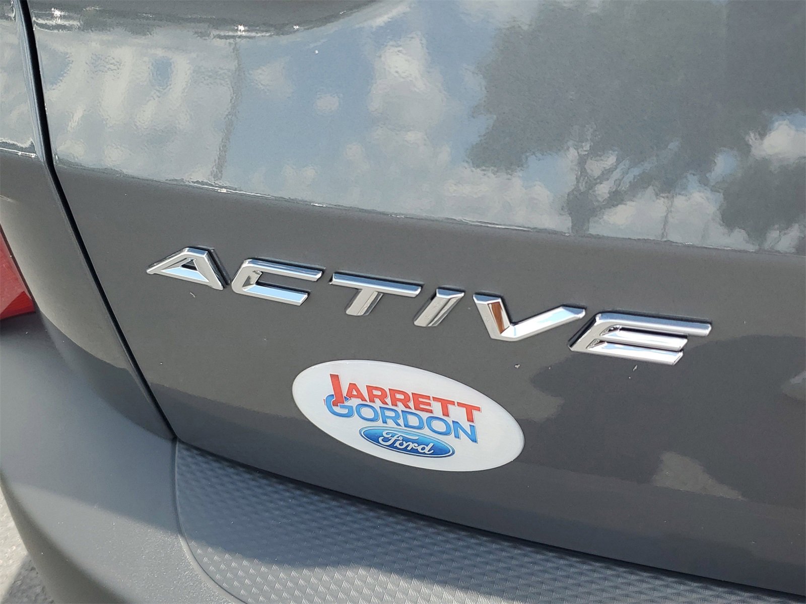 2025 Ford Escape Active photo 2