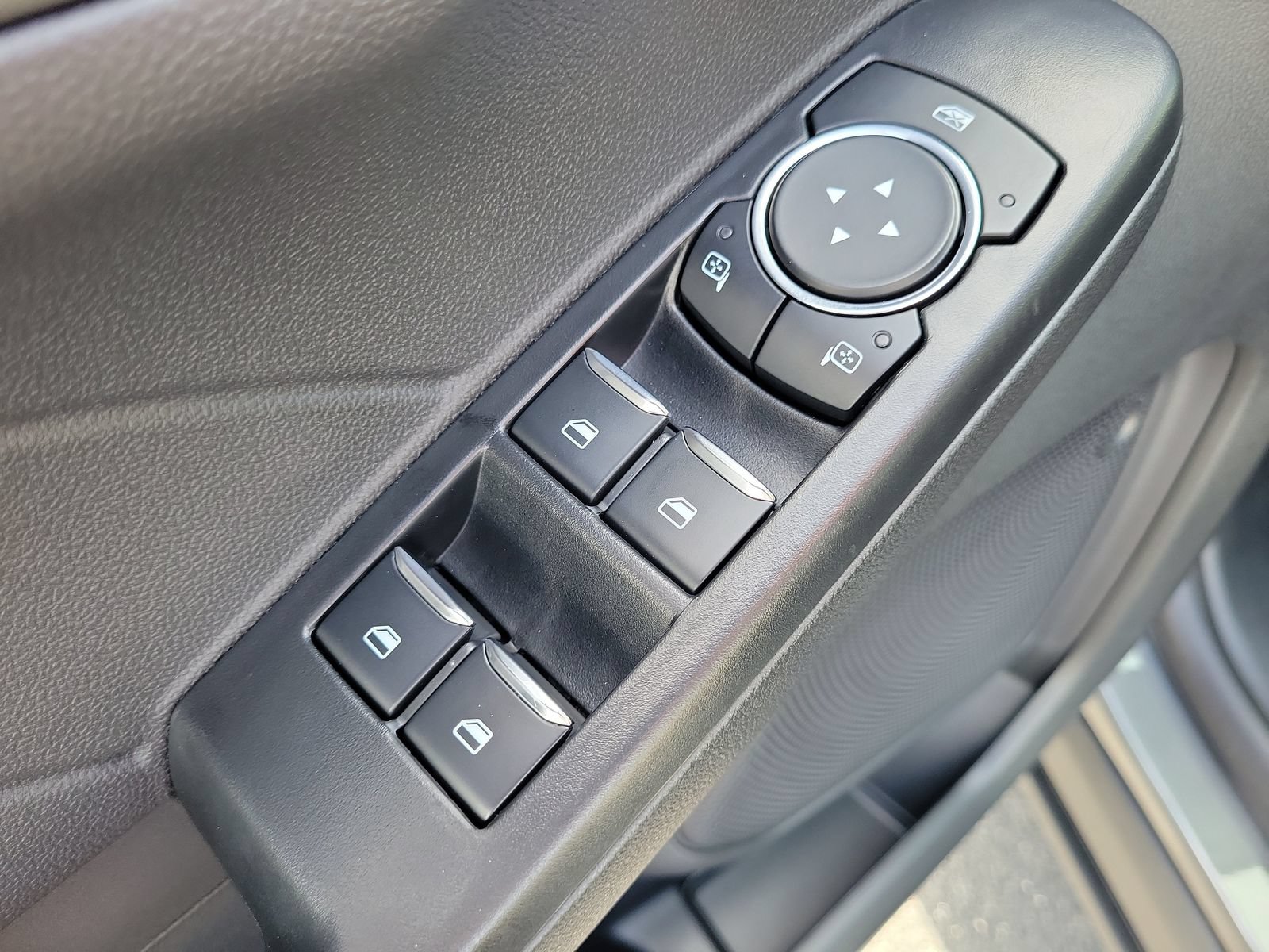 2026 Ford Escape Plug-in hybrid PHEV - Photo 15