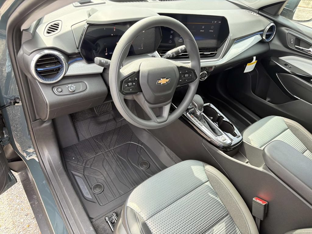 2026 Chevrolet Trax LT - Photo 18