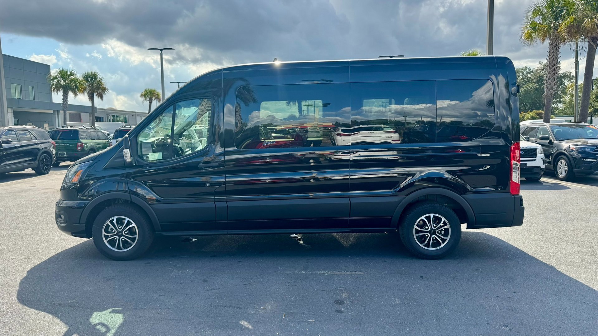 2025 Ford Transit photo 10