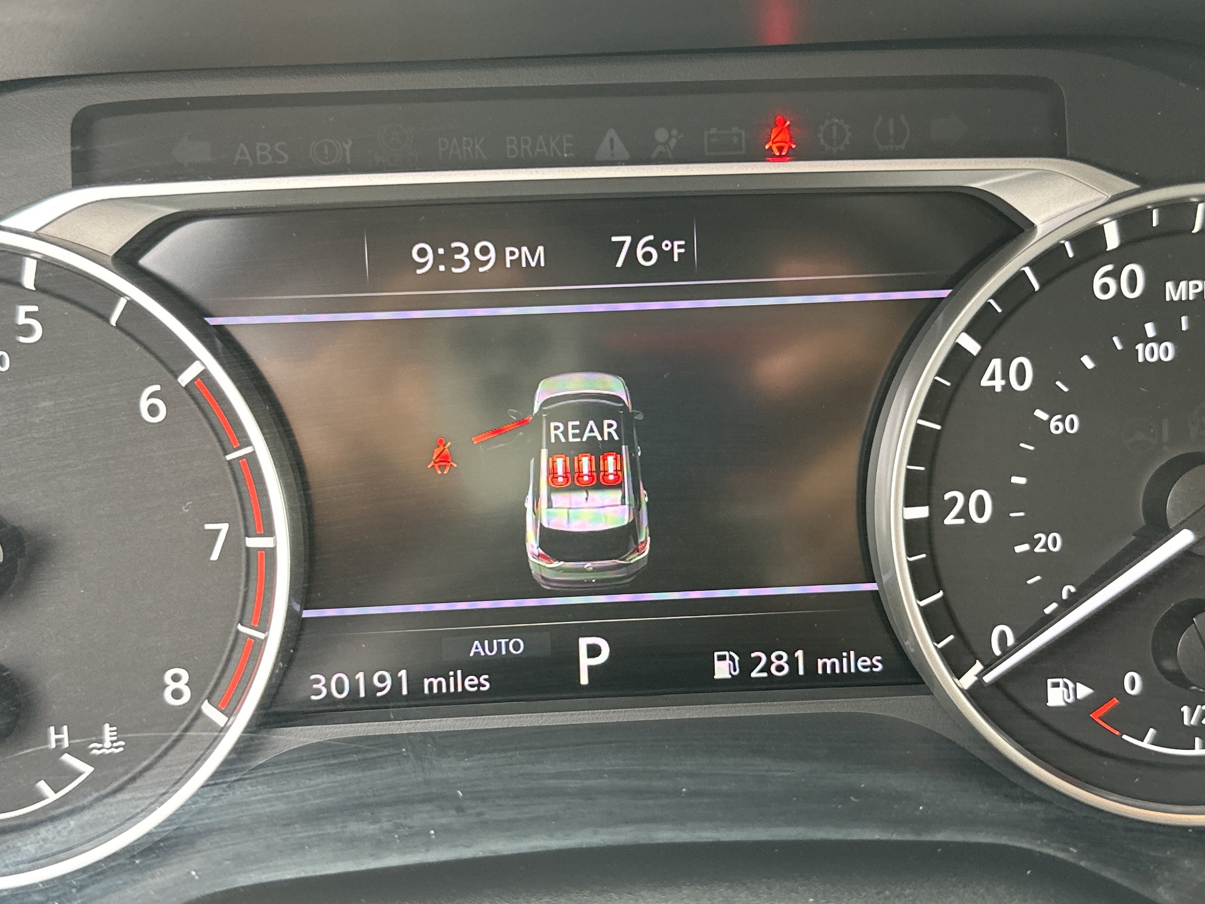 2023 Nissan Rogue SV photo 3