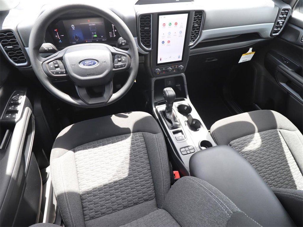 2025 Ford Ranger XL photo 4