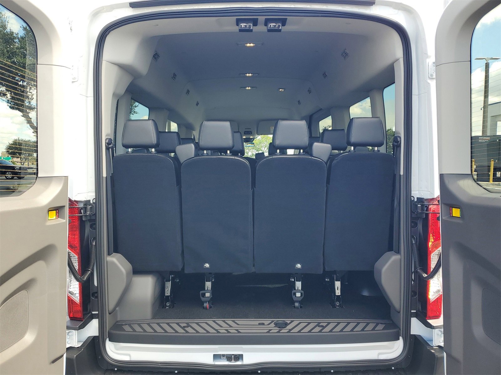 2025 Ford Transit Passenger XL photo 2