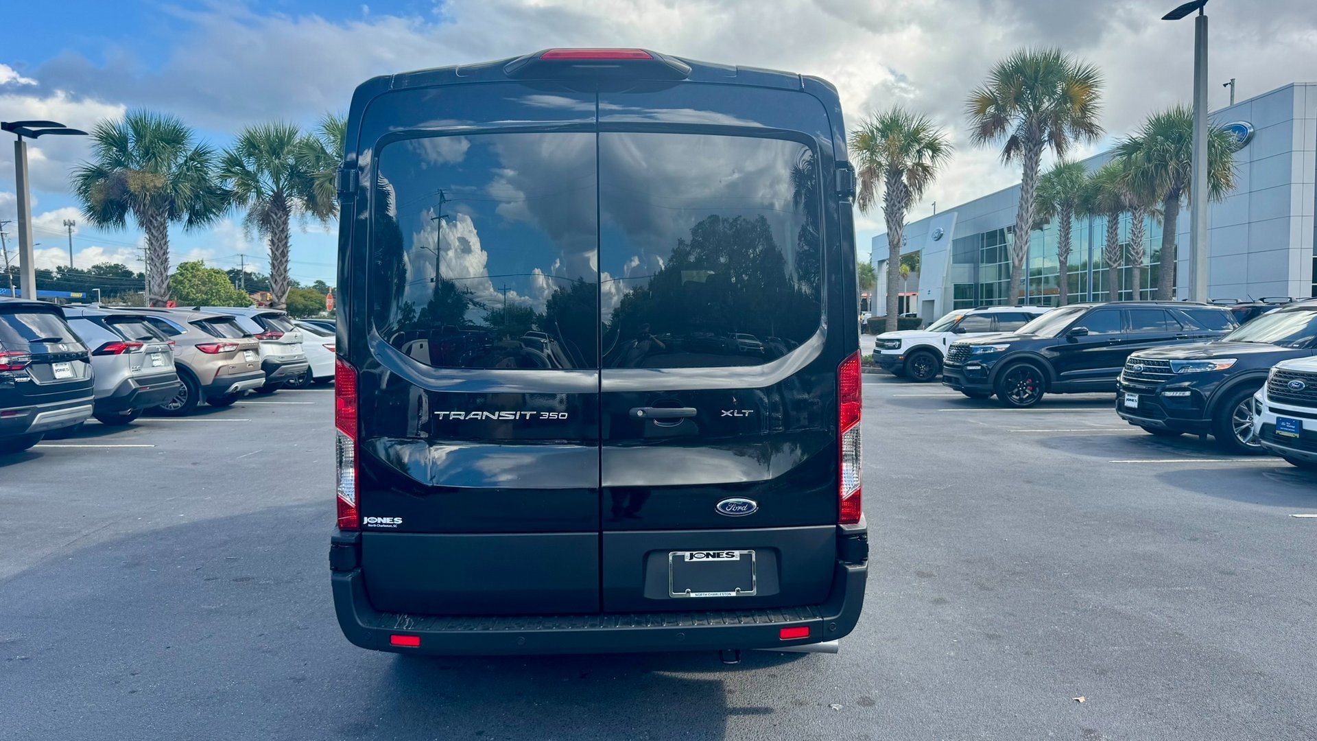 2025 Ford Transit photo 7