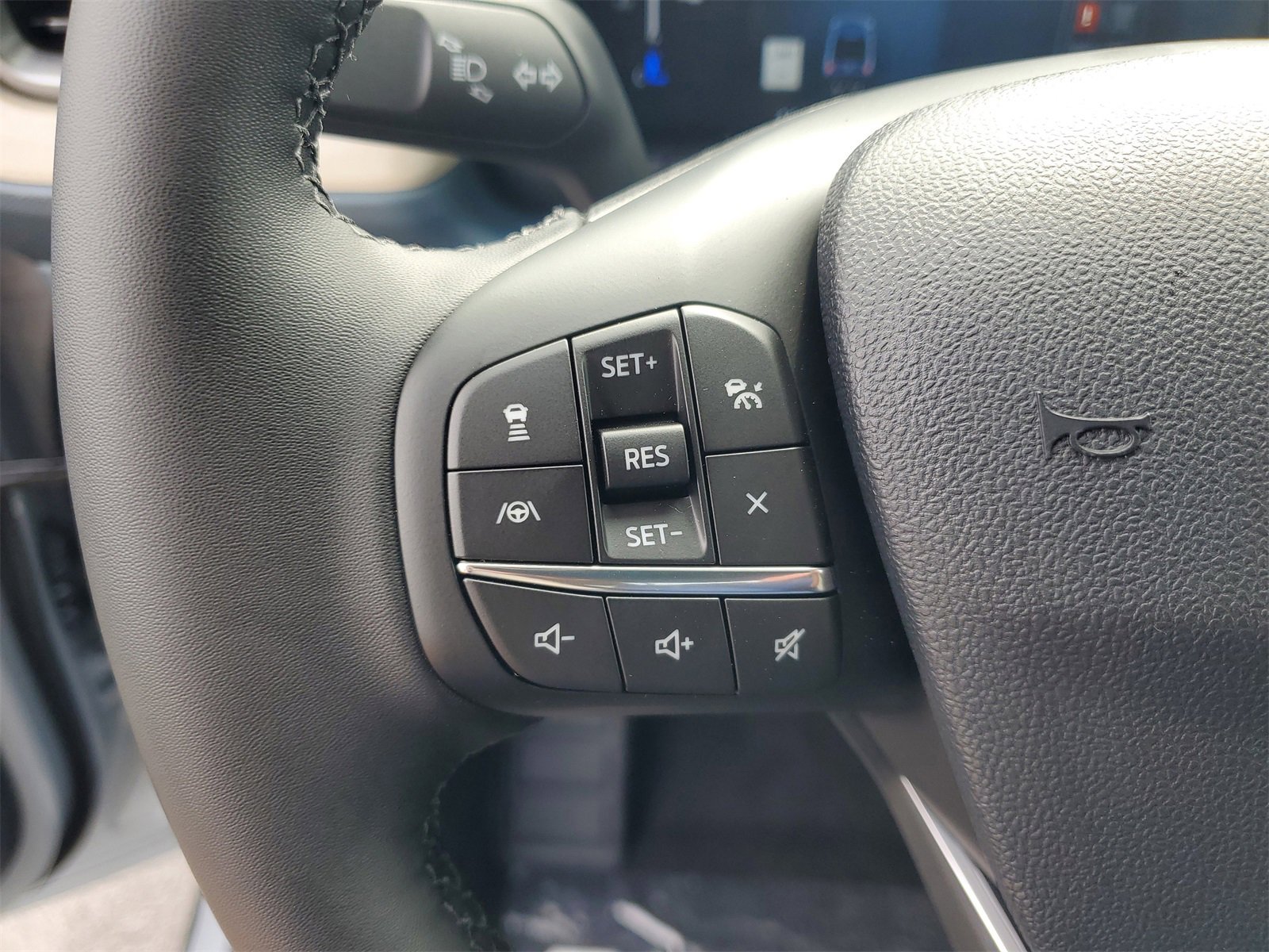 2025 Ford Maverick Lariat photo 14