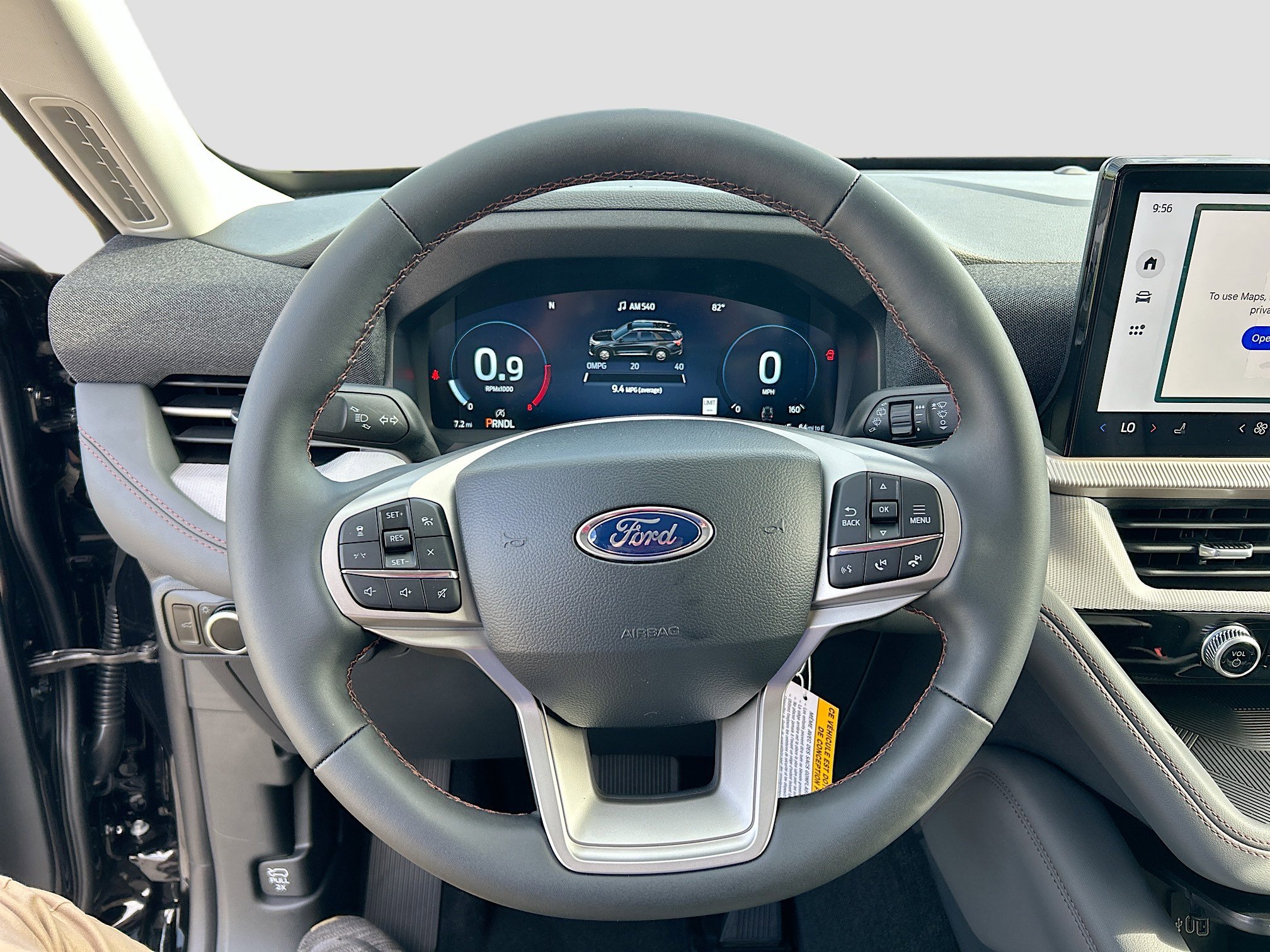 2025 Ford Explorer photo 6