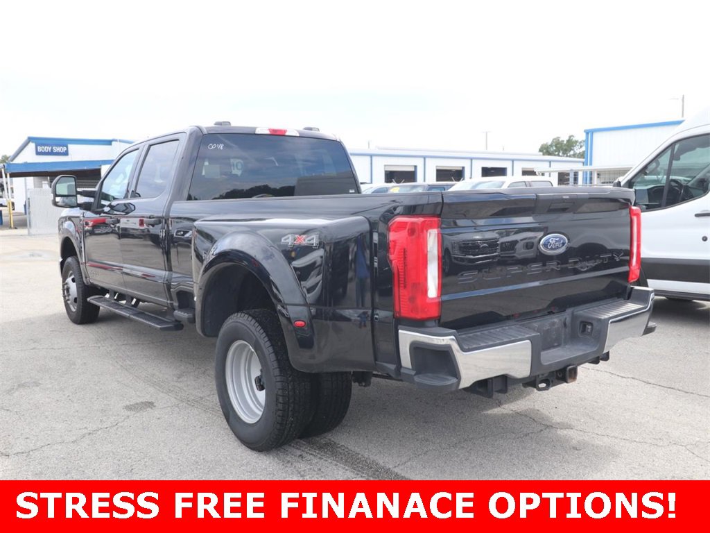 2024 Ford F-350 XLT photo 4