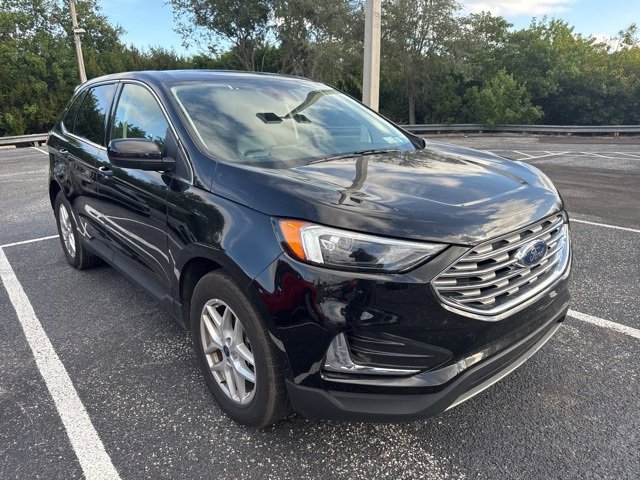 2022 Ford Edge SEL photo 3