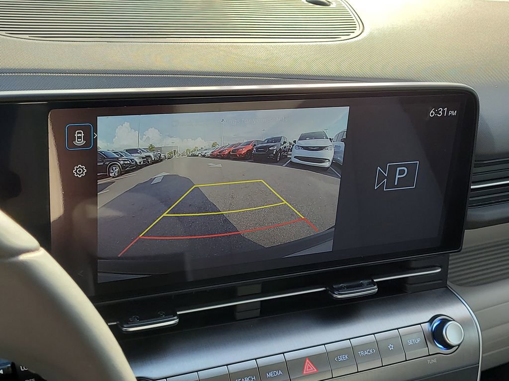 2025 Hyundai Kona SEL photo 16