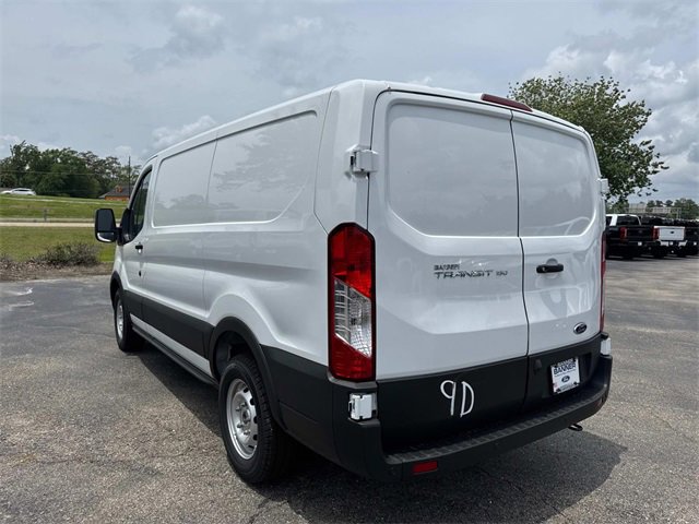 2025 Ford Transit Cargo Van photo 4