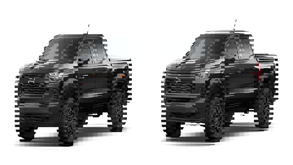 2025 Chevrolet Colorado Trail Boss photo 2