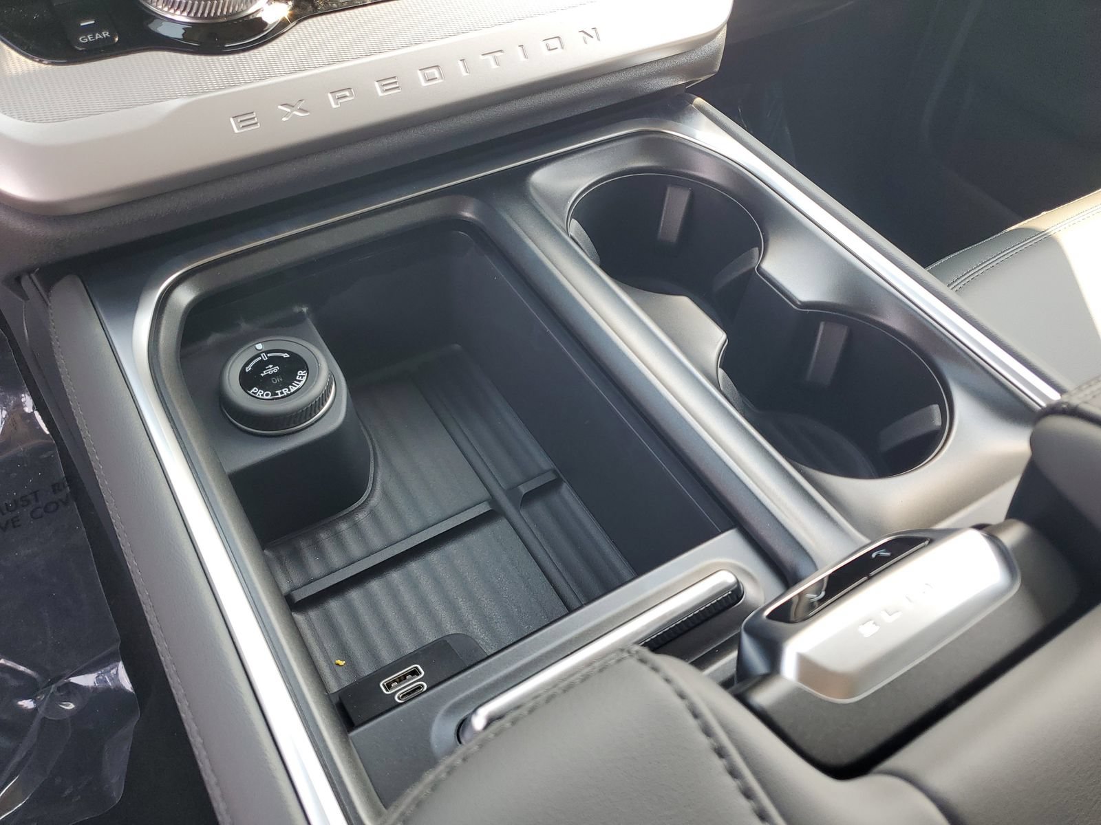 2026 Ford Expedition Active - Photo 29