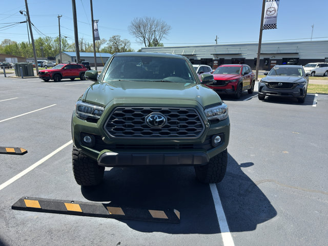 Used 2022 Toyota Tacoma TRD Off Road with VIN 3TMCZ5AN8NM515584 for sale in Little Rock