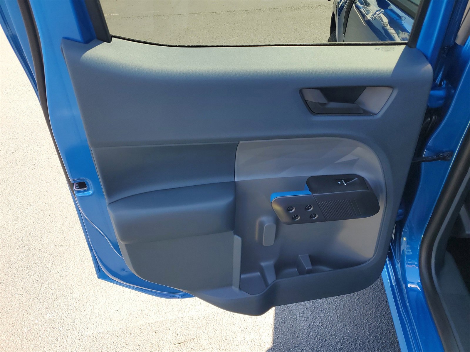 2025 Ford Maverick photo 6