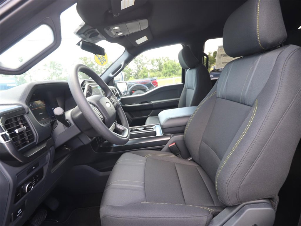 2025 Ford F-150 STX photo 2