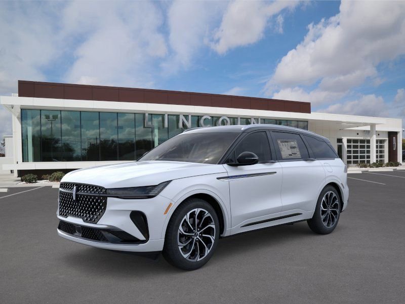 2026 Lincoln Nautilus Reserve AWD's photo