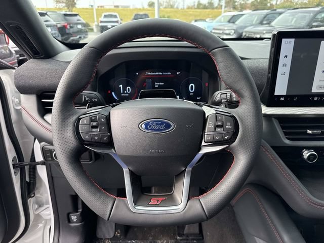 2026 Ford Explorer ST - Photo 12