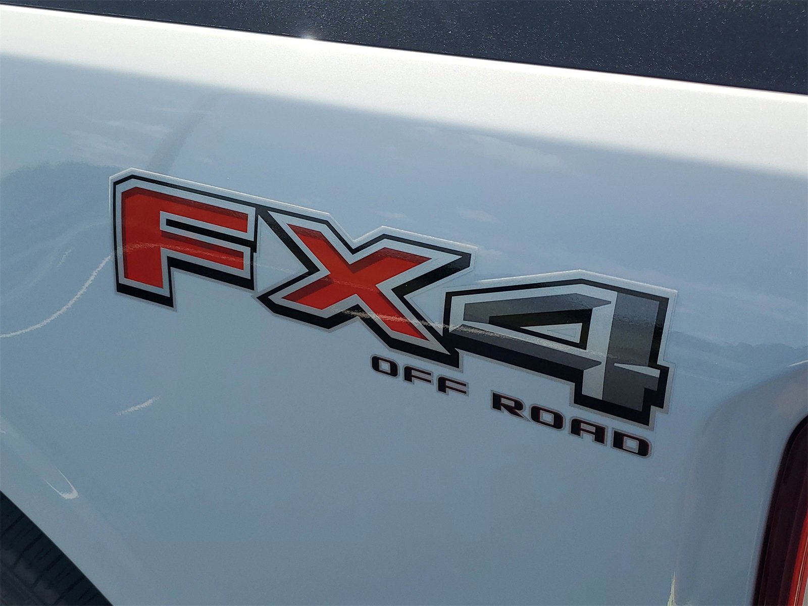 2025 Ford Maverick XLT photo 6