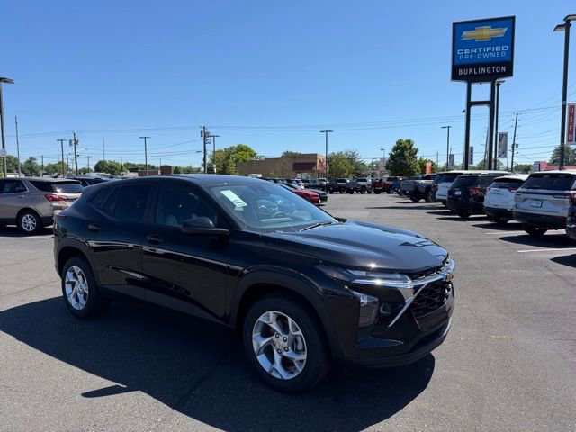 2026 Chevrolet Trax LS's photo