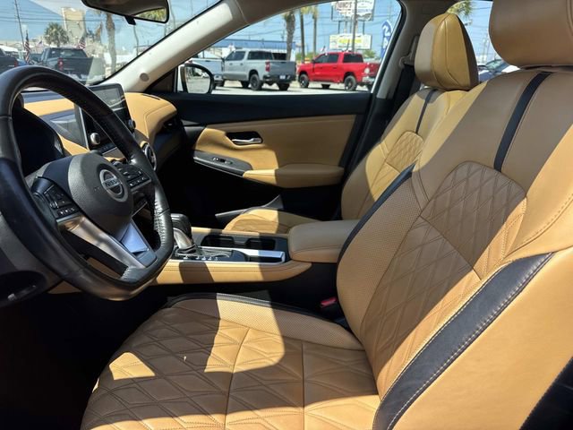 2023 Nissan Sentra SV photo 15