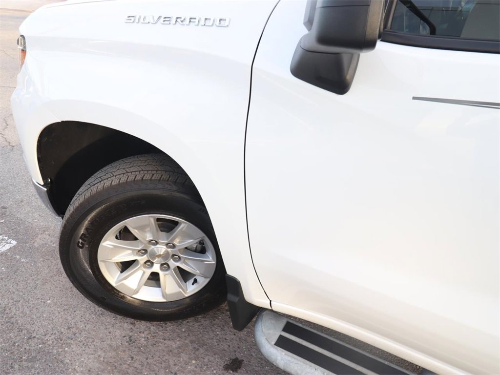 2024 Chevrolet Silverado 1500 Work Truck photo 3