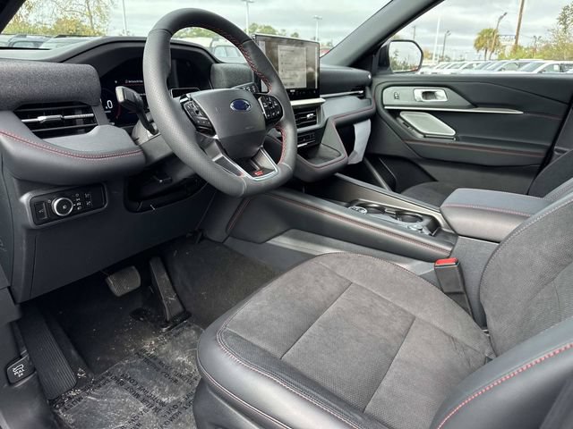 2026 Ford Explorer ST - Photo 10