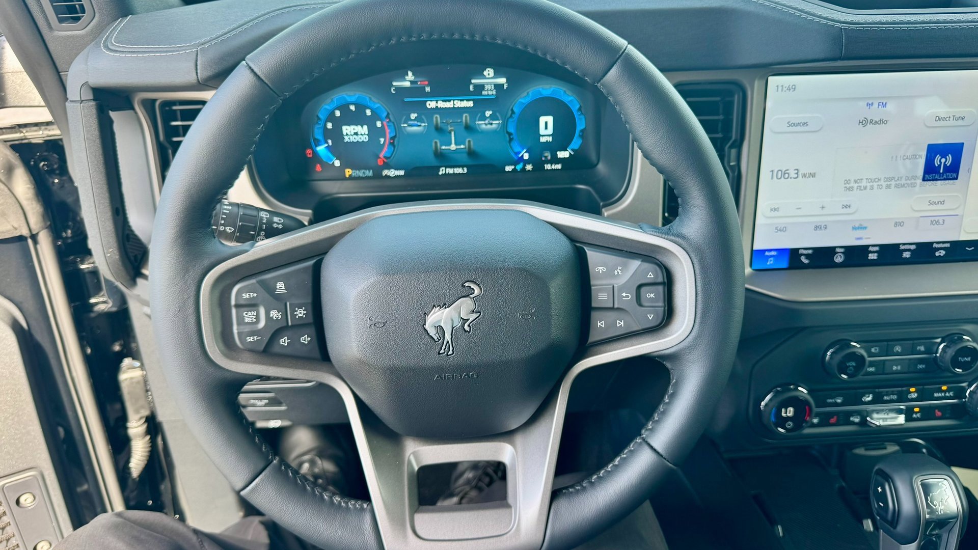 2025 Ford Bronco Outer Banks photo 16