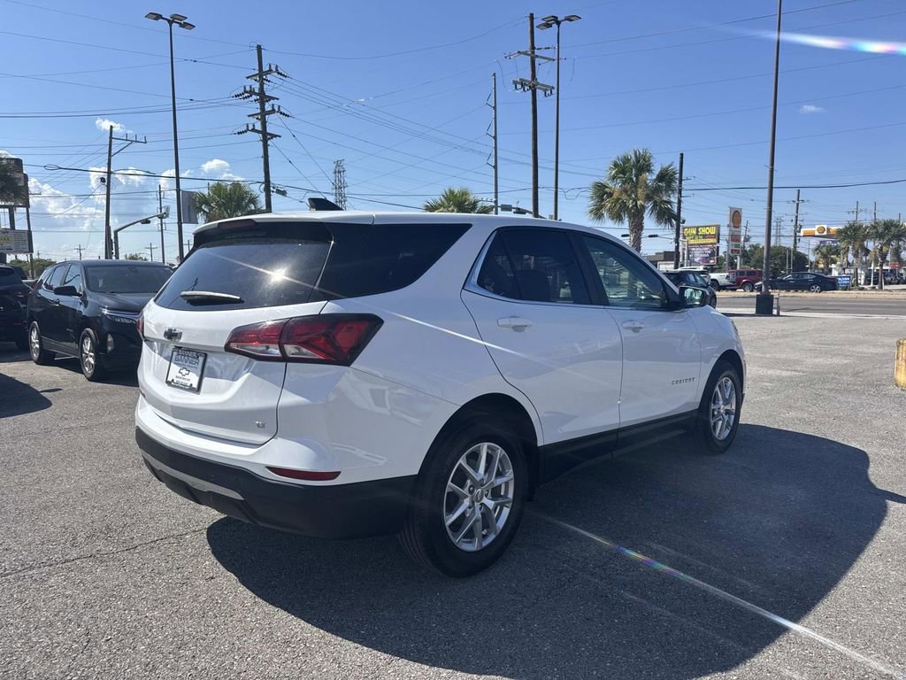 2022 Chevrolet Equinox LT photo 5