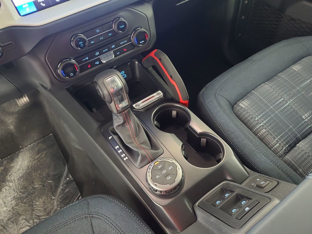 2025 Ford Bronco 4-Door Heritage Editon - Photo 16
