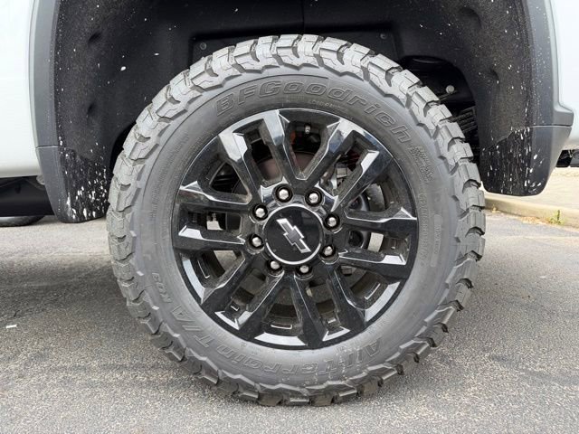 2026 Chevrolet Silverado 3500 HD LT - Photo 10