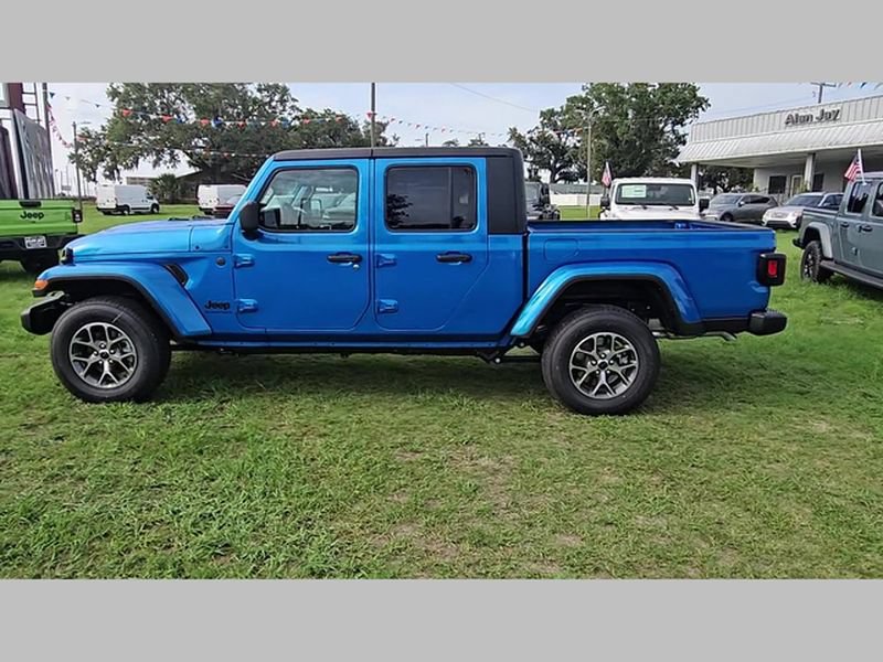 2025 Jeep Gladiator Sport S - Photo 16