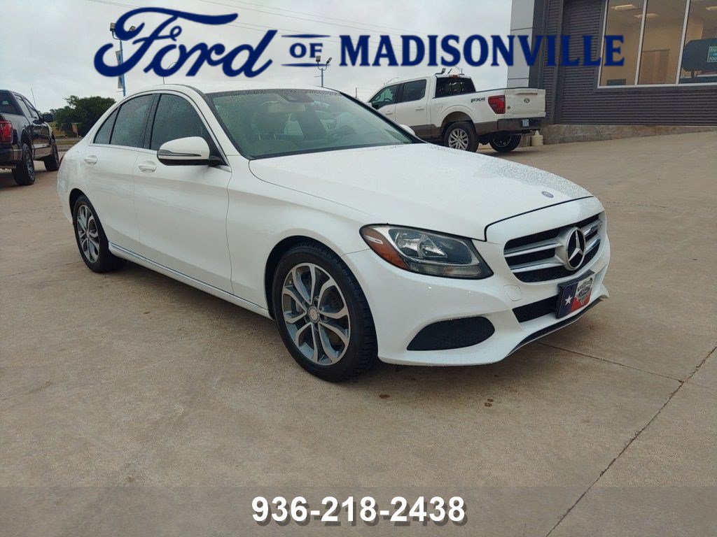 2017 Mercedes-Benz C-Class C300's photo