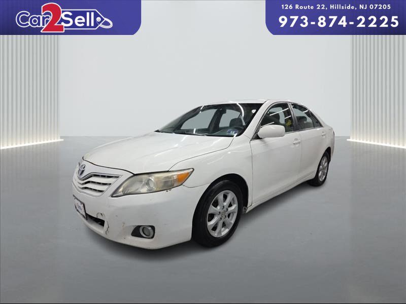 2011 Toyota Camry 2.5 Auto LE's photo