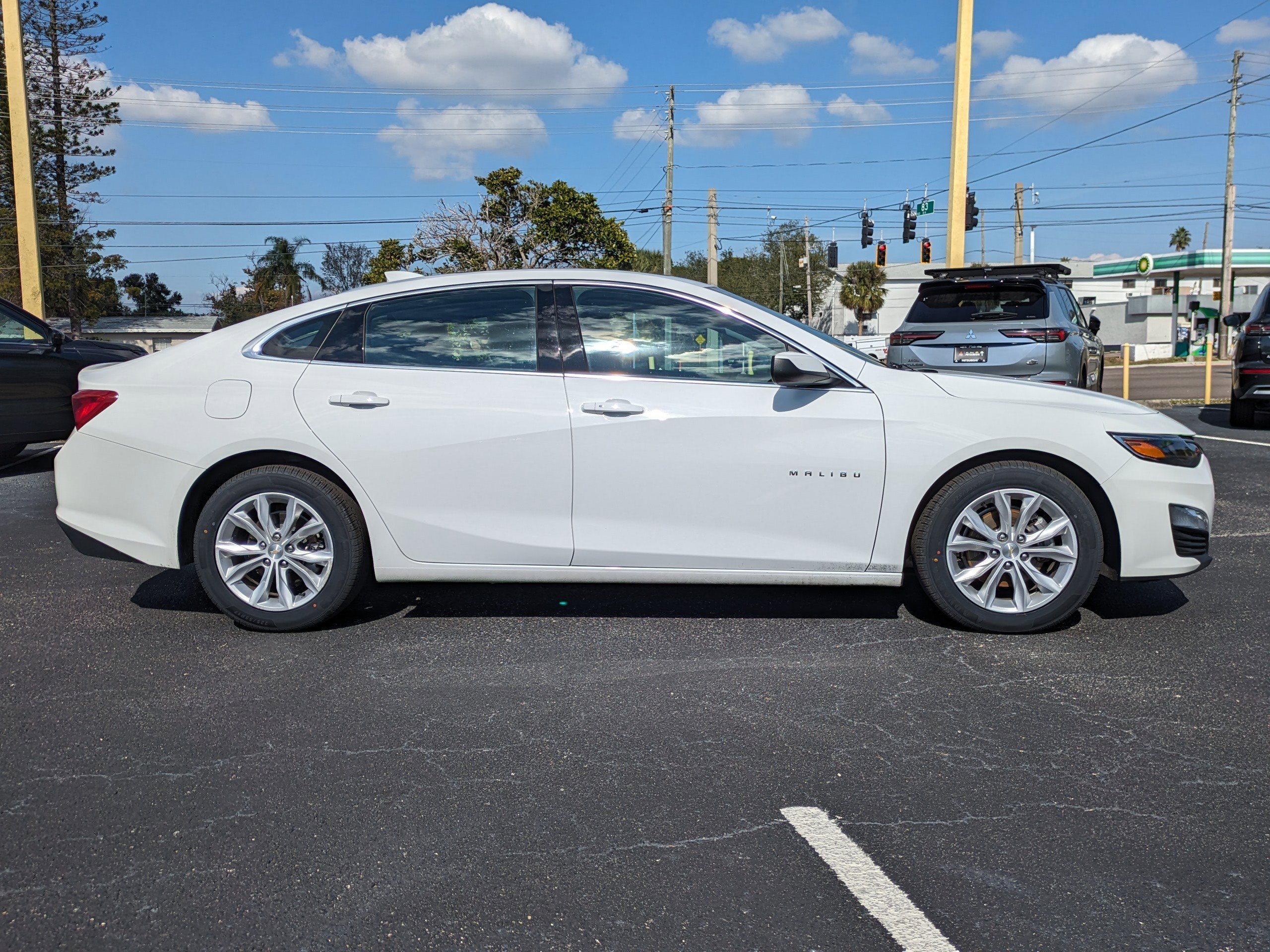 2024 Chevrolet Malibu 1LT photo 4