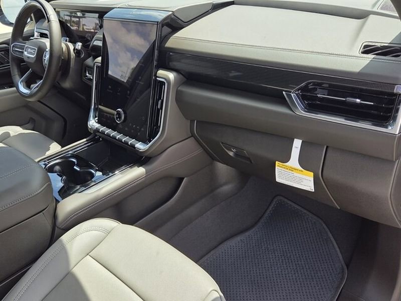 2026 GMC Yukon XL Elevation - Photo 17
