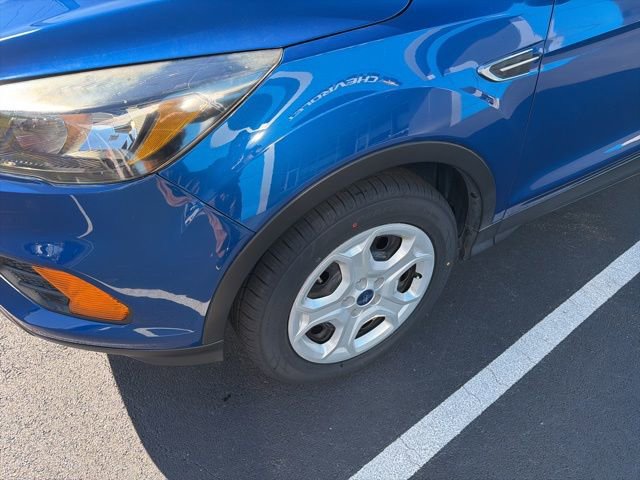 2019 Ford Escape S photo 4