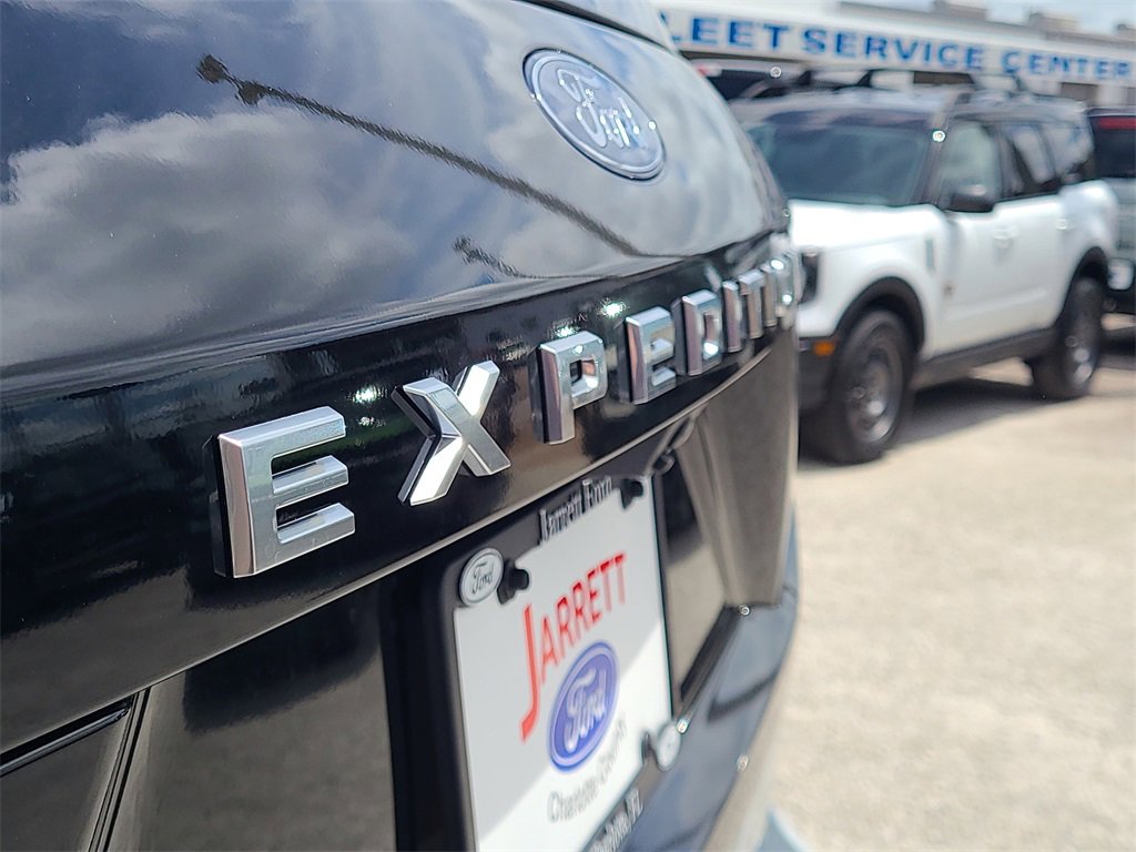 2025 Ford Expedition MAX photo 6