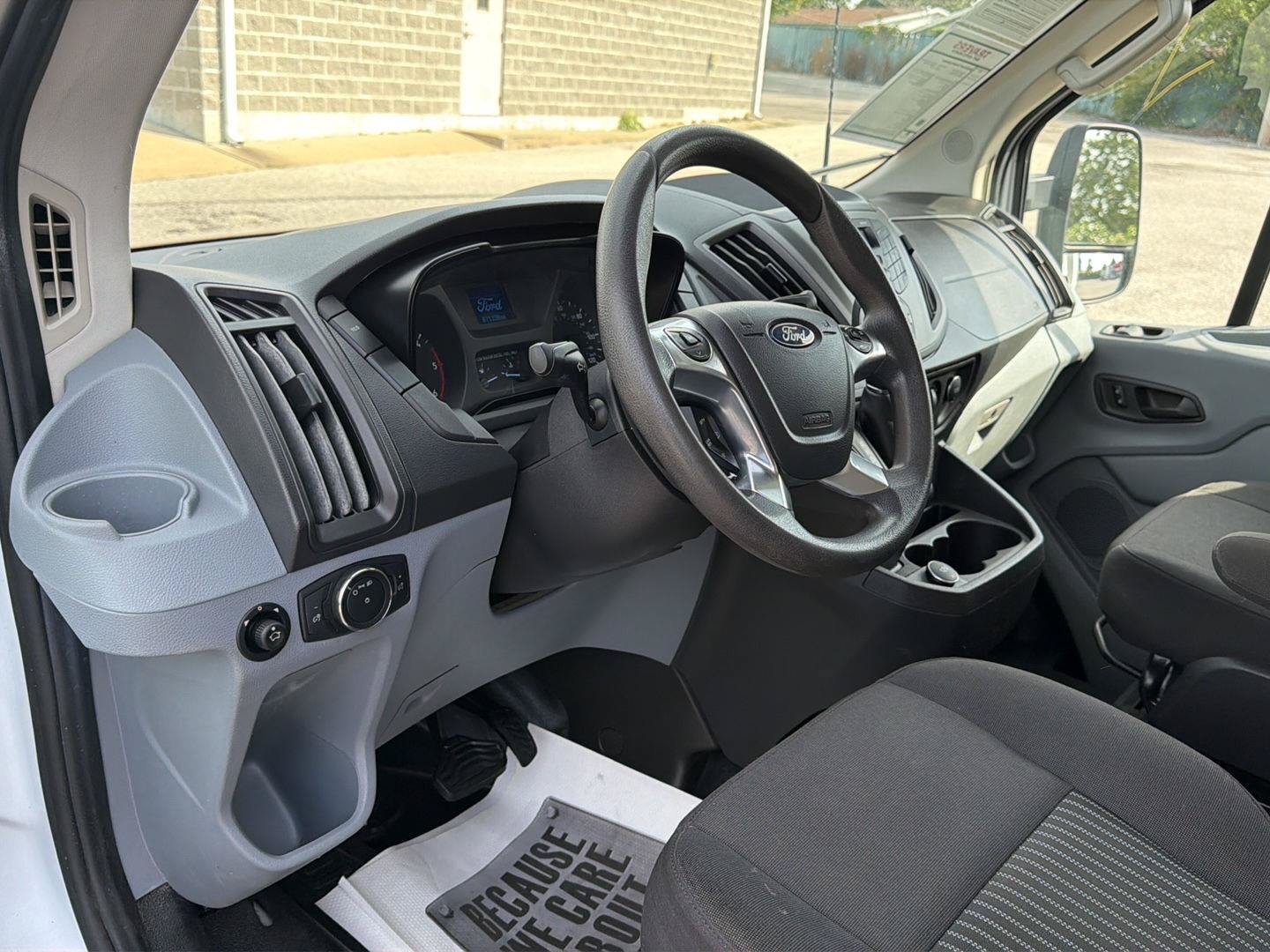 2018 Ford Transit Cutaway Base - Photo 20
