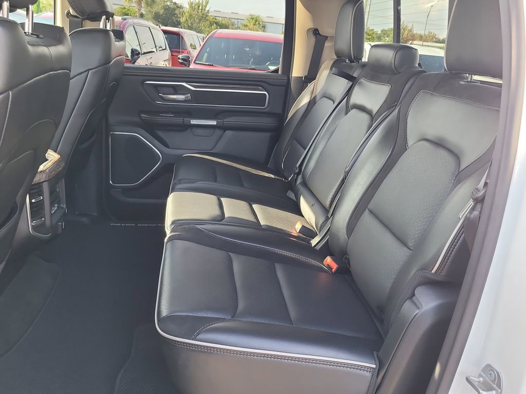 2020 Ram 1500 Laramie photo 9