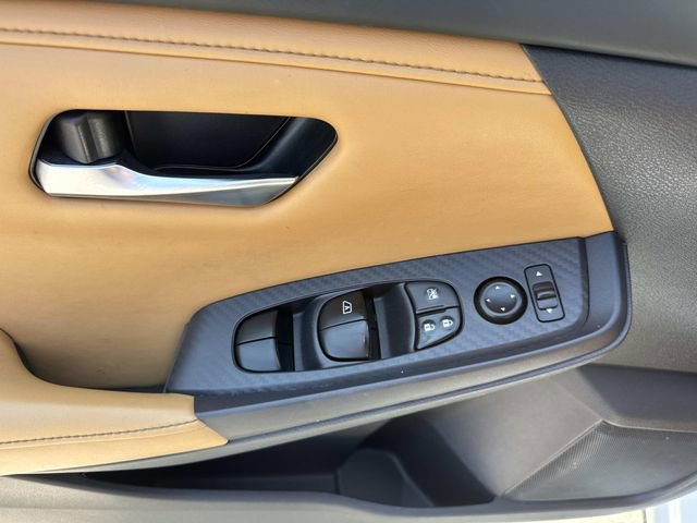 2023 Nissan Sentra SV photo 17
