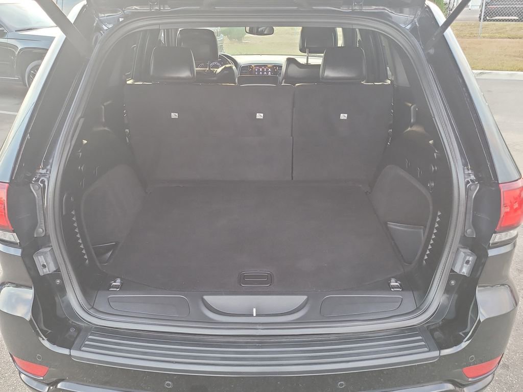 2019 Jeep Grand Cherokee Altitude photo 4